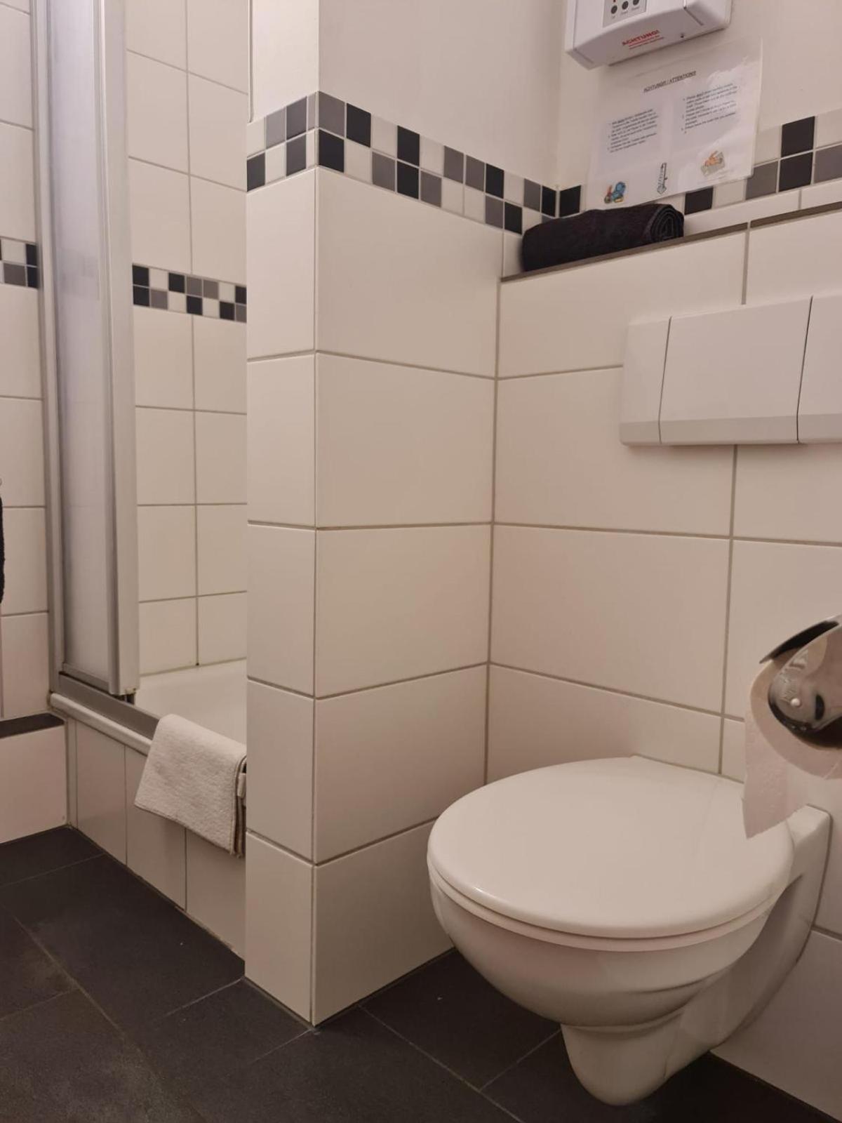 Simplex Apartments Am Ludwigsplatz Καρλσρούη Εξωτερικό φωτογραφία